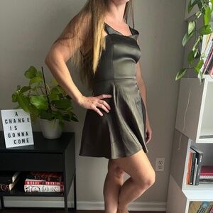 Aritzia Dress, Size 6, Dark Green